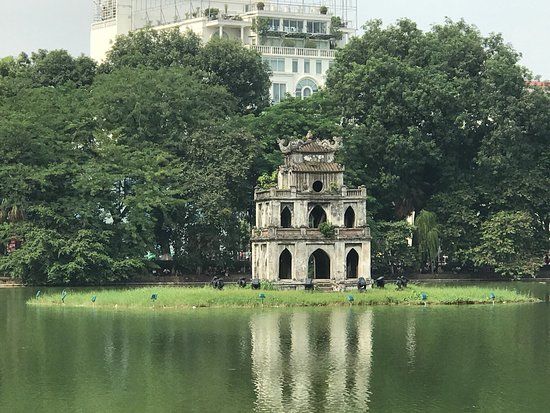 Hoan Kiem Lake
